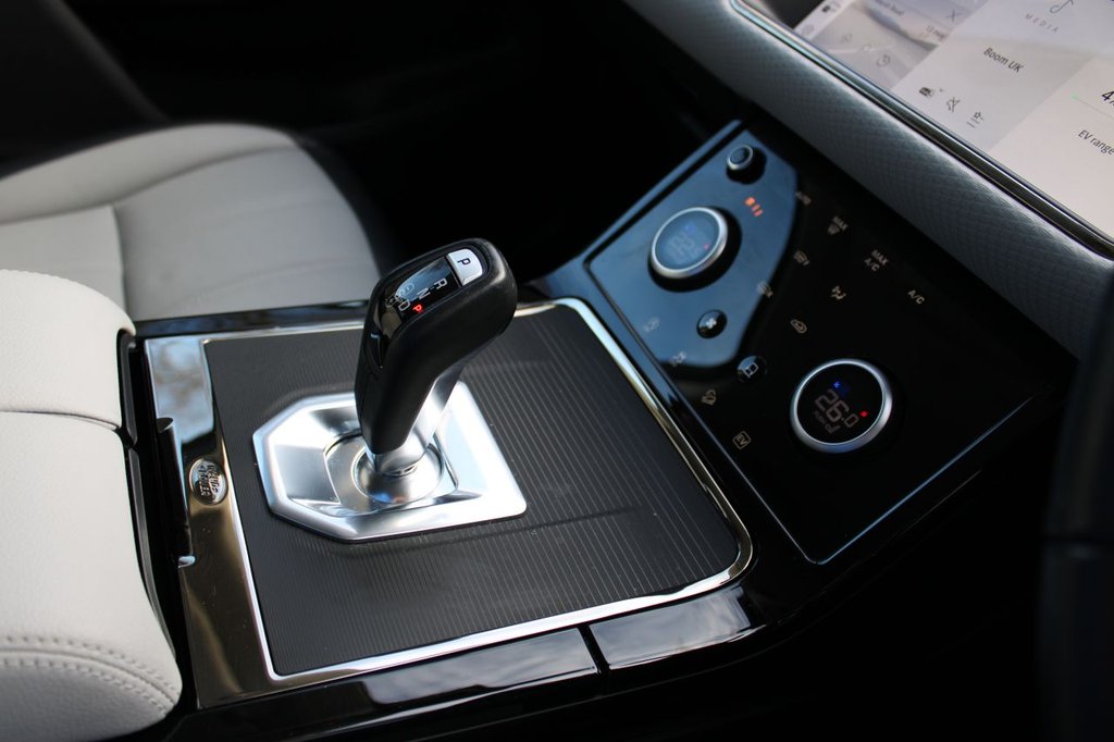 Used Land Rover Range Rover Evoque 2022 for sale - 77121537: Photo 13