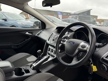 Used Ford Focus 2011 for sale - 78299373: Photo