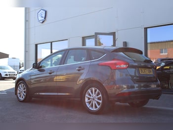 Used Ford Focus 2017 for sale - 78044148: Photo