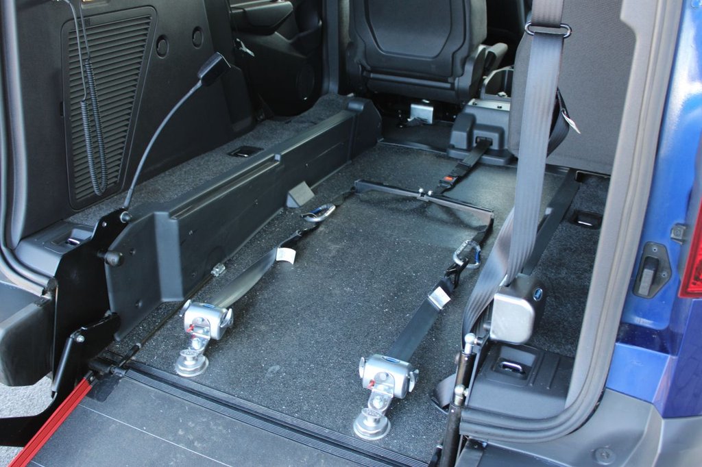 Used Ford Tourneo Connect 2016 for sale - 75998693: Photo 13