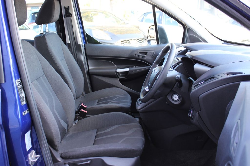 Used Ford Tourneo Connect 2016 for sale - 75998693: Photo 15