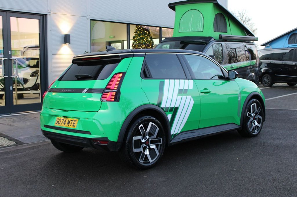 Used Renault 5 E-Tech electric 2025 for sale - 76901064: Photo 3