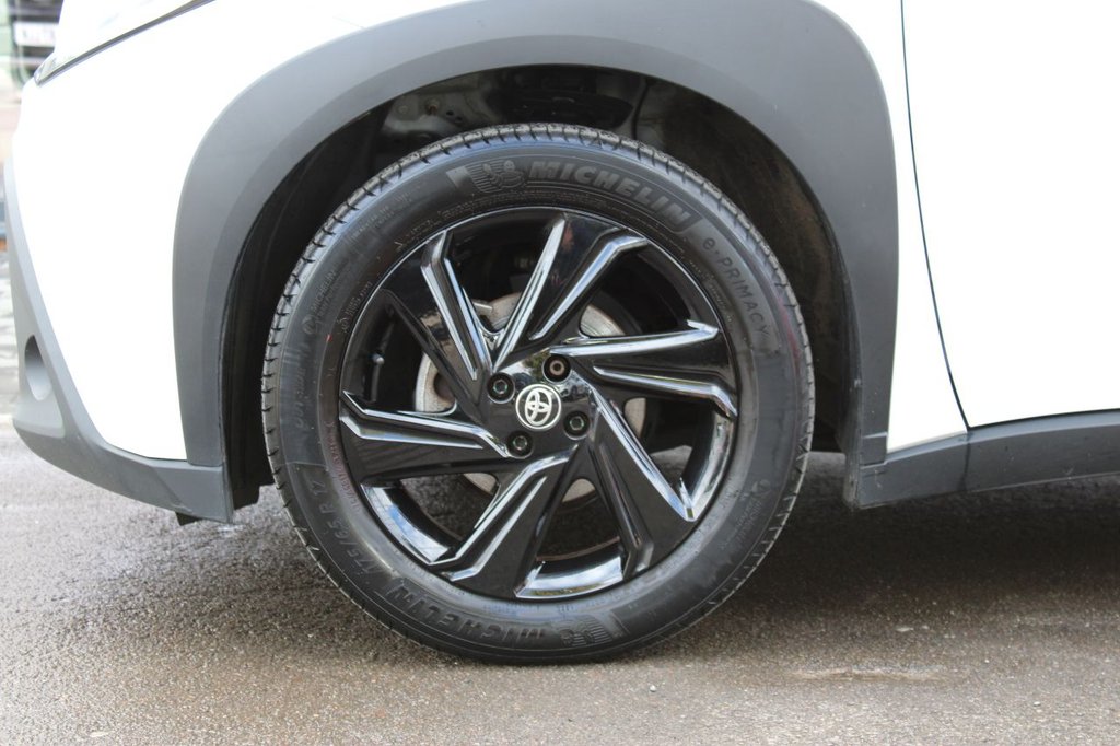 Used Toyota Aygo X 2023 for sale - 75758548: Photo 2