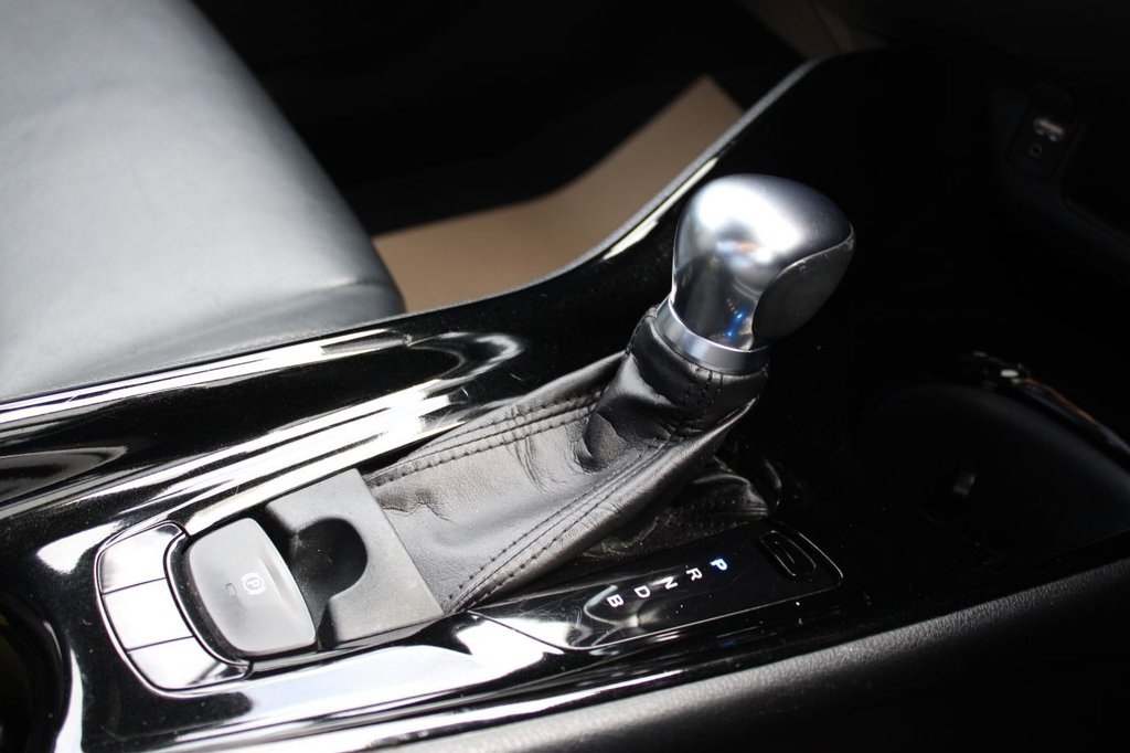 Used Toyota C-HR 2017 for sale - 77666976: Photo 10