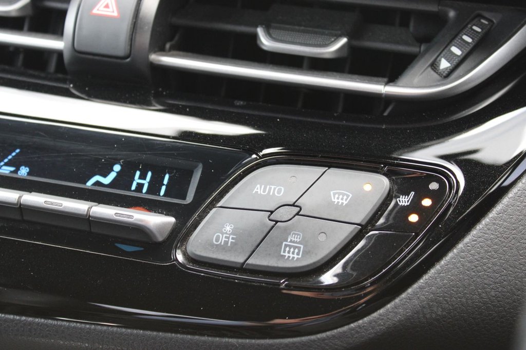 Used Toyota C-HR 2017 for sale - 77666976: Photo 13