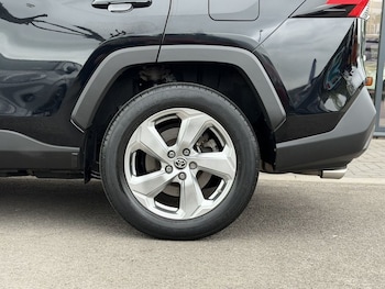 Used Toyota RAV4 2020 for sale - 78241169: Photo