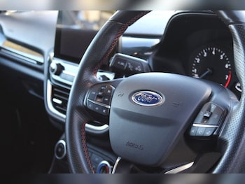 Used Ford Fiesta 2020 for sale - 76454596: Photo