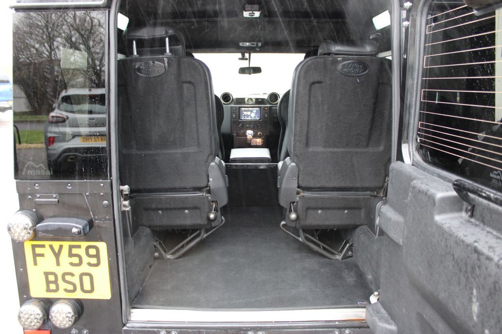 Used Land Rover Defender 2009 for sale - 77276625: Photo 8