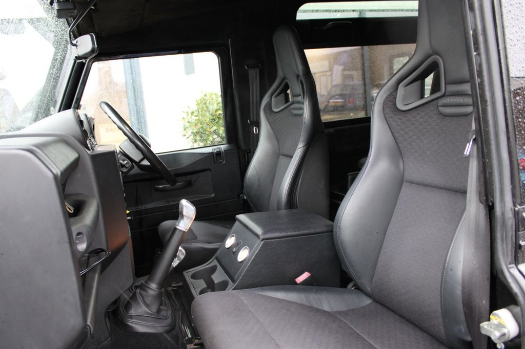 Used Land Rover Defender 2009 for sale - 77276625: Photo 9