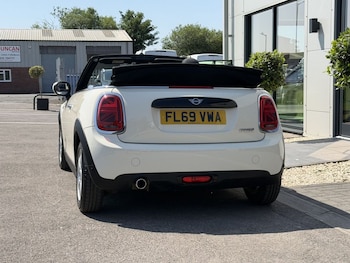 Used MINI Convertible 2020 for sale - 78672103: Photo
