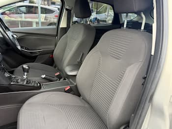 Used Ford Focus 2015 for sale - 79743064: Photo