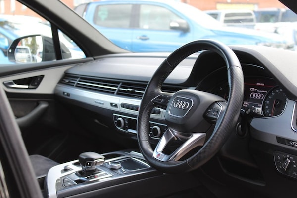 Used Audi Q7 2019 for sale - 76132720: Photo 2