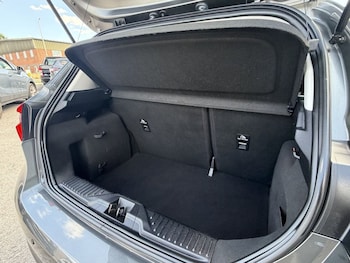Used Ford Fiesta 2018 for sale - 79323241: Photo