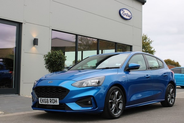 Used Ford Focus 2018 for sale - 76173171: Photo 1