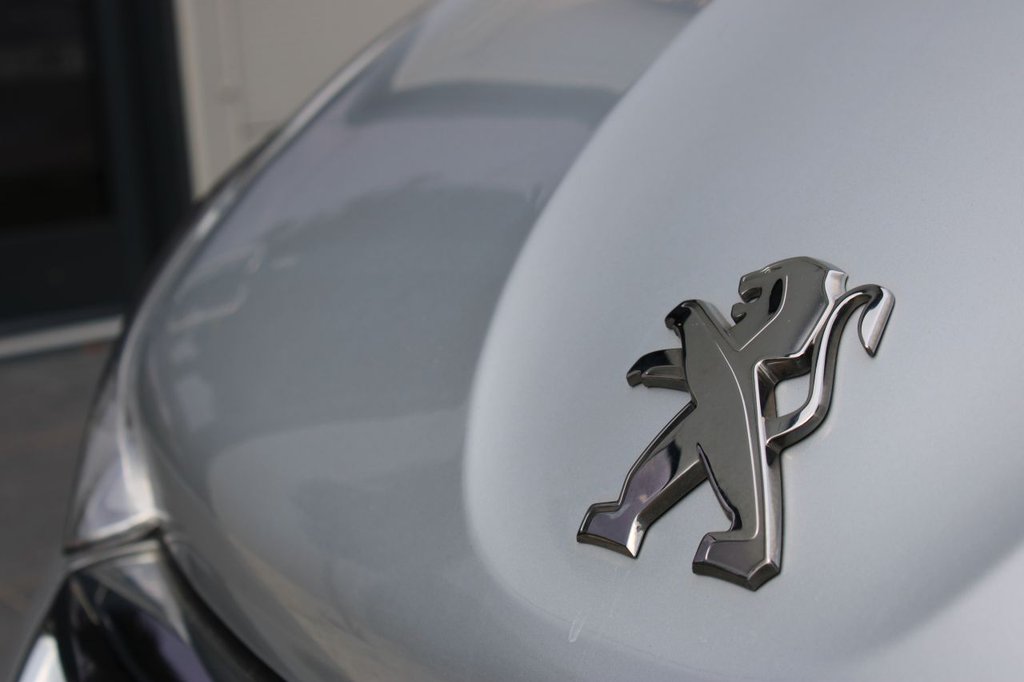Used Peugeot 208 2016 for sale - 76081208: Photo 2