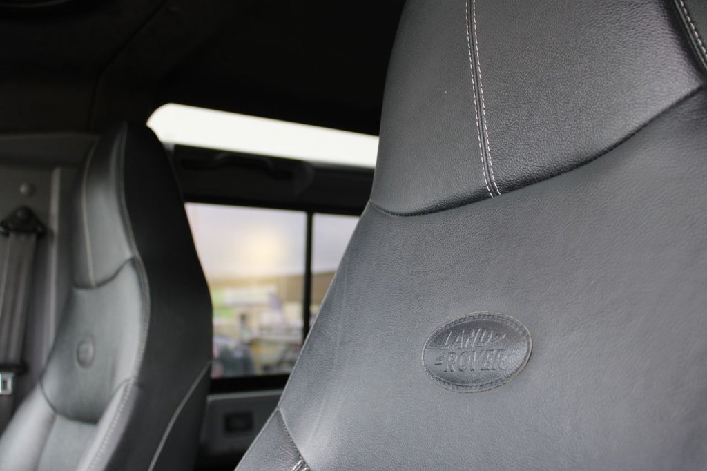 Used Land Rover Defender 2015 for sale - 78043945: Photo 10