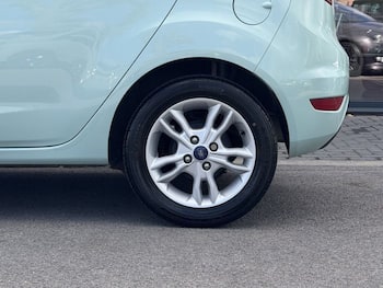 Used Ford Fiesta 2016 for sale - 79742965: Photo