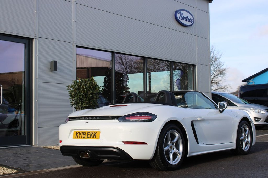 Used Porsche Boxster 2019 for sale - 77249877: Photo 12