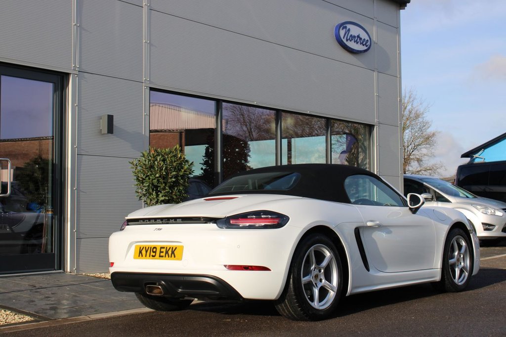 Used Porsche Boxster 2019 for sale - 77249877: Photo 13