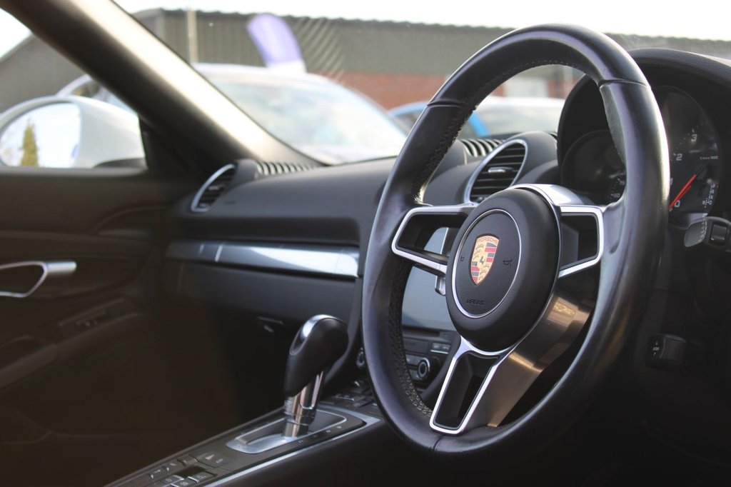 Used Porsche Boxster 2019 for sale - 77249877: Photo 6