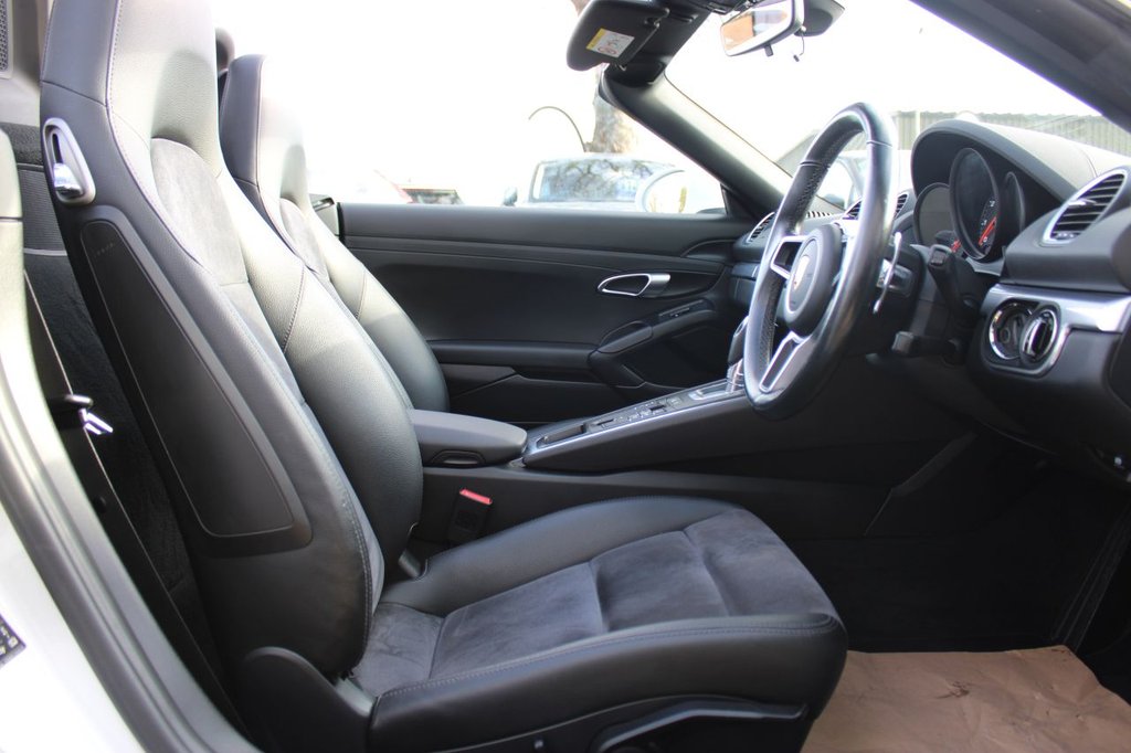 Used Porsche Boxster 2019 for sale - 77249877: Photo 7