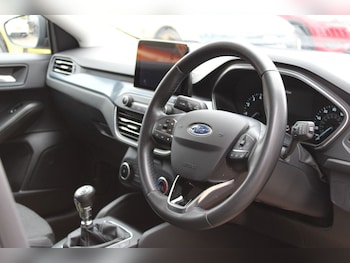 Used Ford Focus 2021 for sale - 78030622: Photo