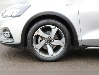 Used Ford Focus 2021 for sale - 78030622: Photo