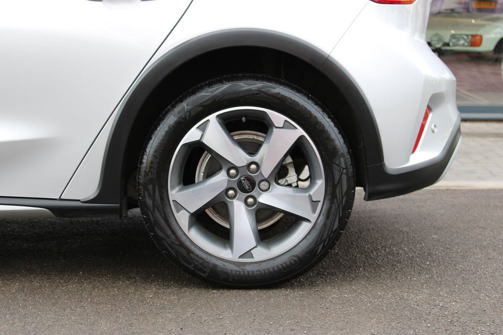 Used Ford Focus 2021 for sale - 78030622: Photo 4