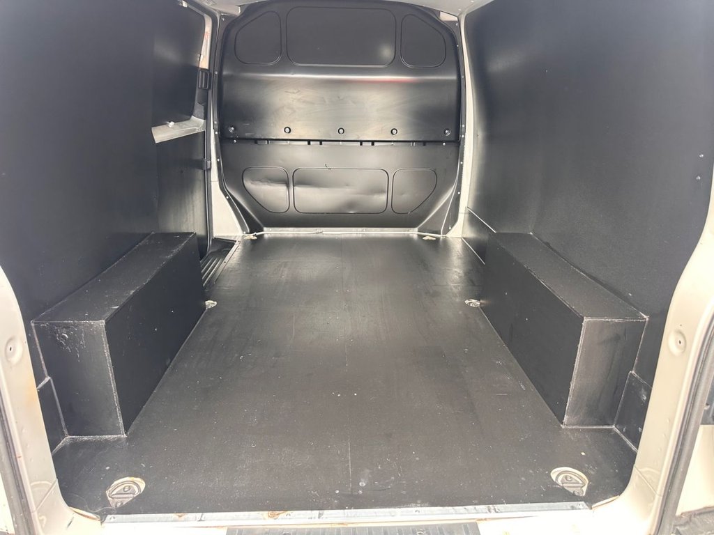 Used Volkswagen Transporter 2024 for sale - 78097234: Photo 17