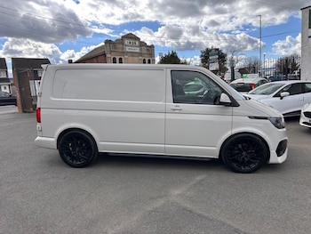 Used Volkswagen Transporter 2024 for sale - 78097234: Photo