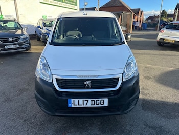 Used Peugeot Partner 2017 for sale - 75832685: Photo