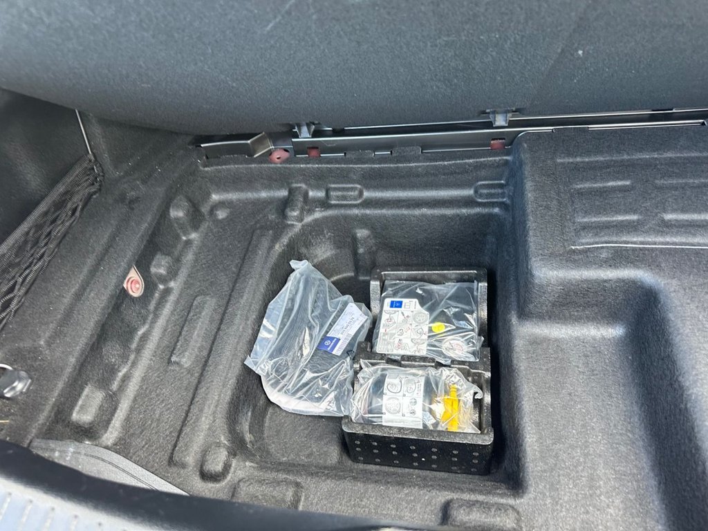 Used Mercedes-Benz C Class 2017 for sale - 76396325: Photo 28