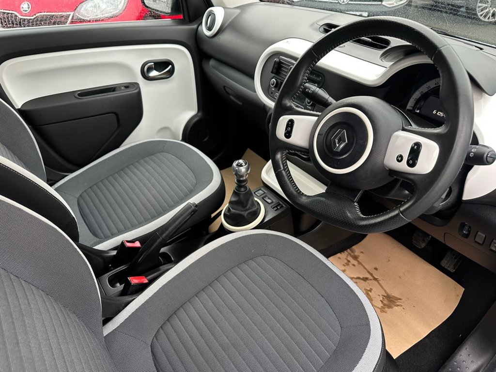 Used Renault Twingo 2015 for sale - 76973693: Photo 13