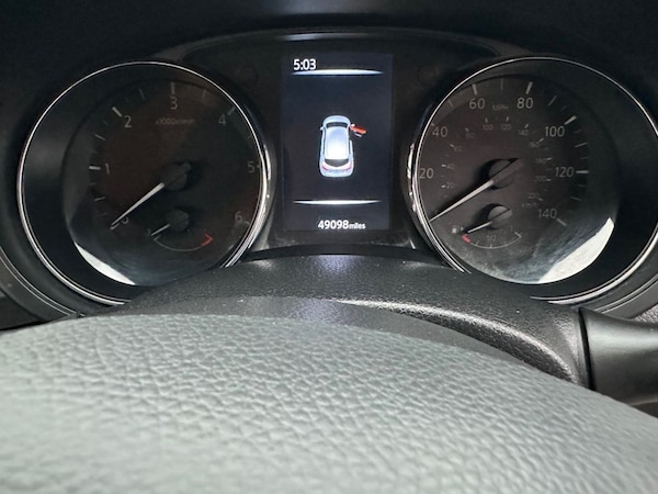 Used Nissan Pulsar 2015 for sale - 76235725: Photo 30