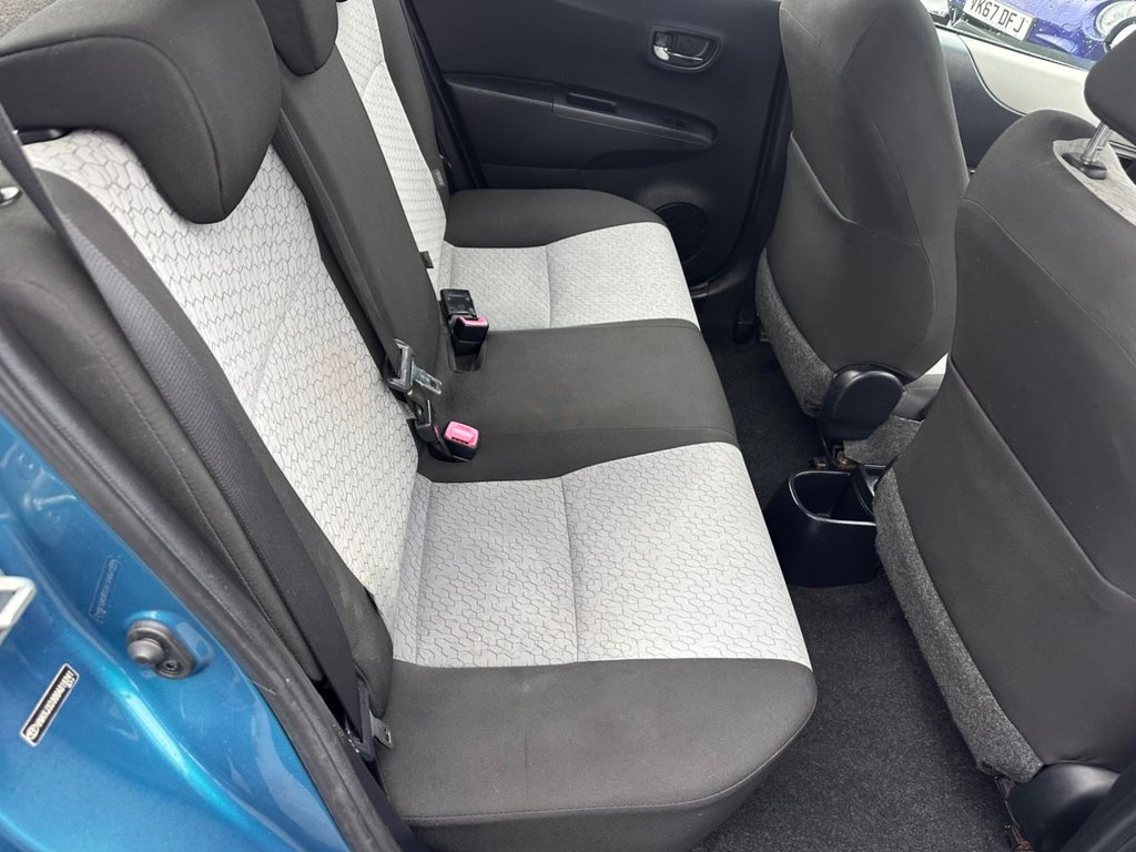 Used Toyota Yaris 2011 for sale - 77563957: Photo 16