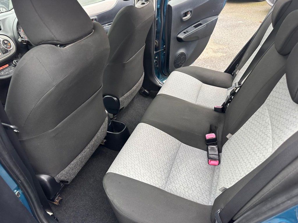 Used Toyota Yaris 2011 for sale - 77563957: Photo 21