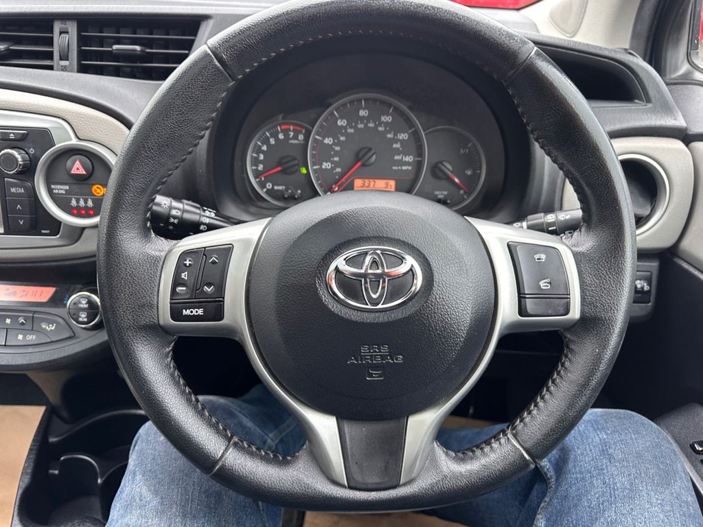 Used Toyota Yaris 2011 for sale - 77563957: Photo 28