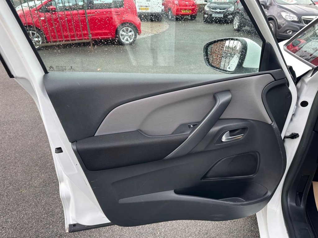 Used Citroen C4 Picasso 2014 for sale - 77346734: Photo 19