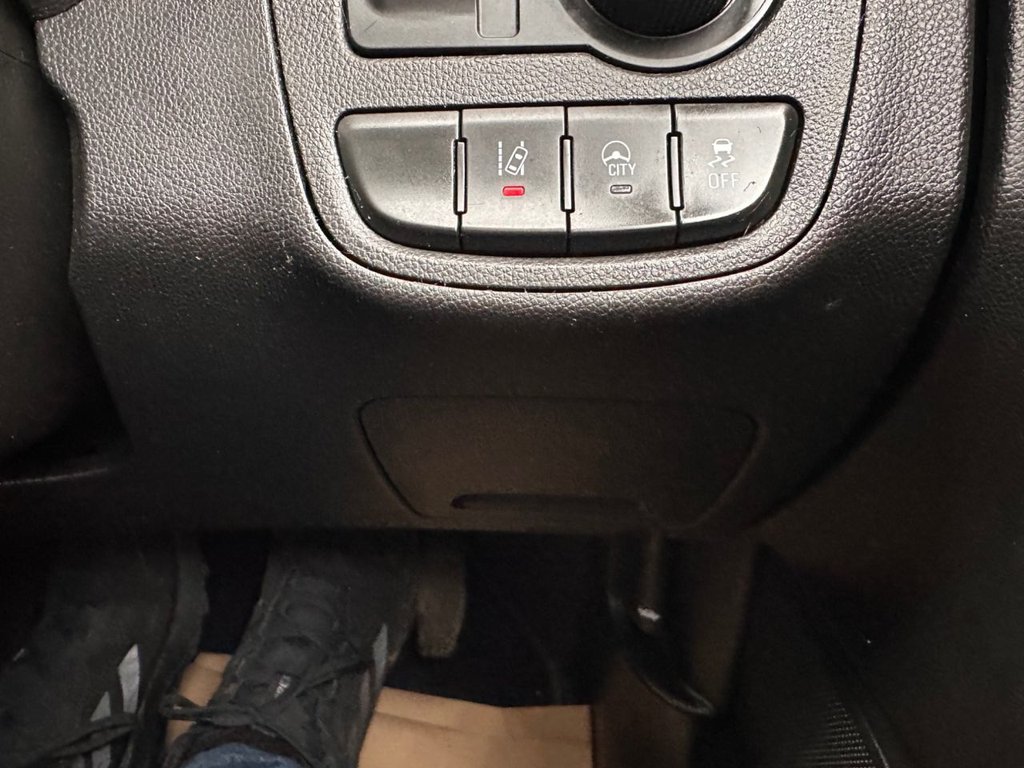 Used Vauxhall Viva 2016 for sale - 77708705: Photo 23