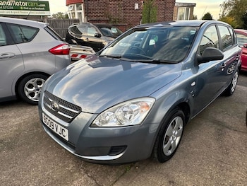 Used Kia Ceed 2009 for sale - 76250159: Photo 3
