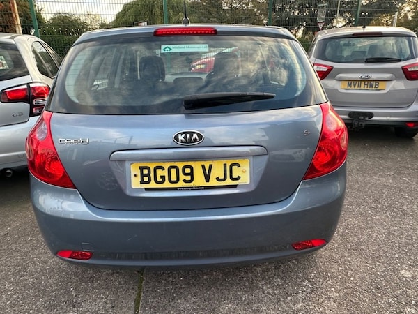 Used Kia Ceed 2009 for sale - 76250159: Photo 4