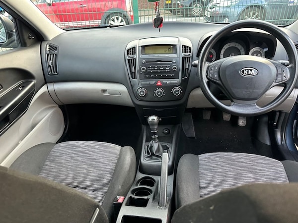 Used Kia Ceed 2009 for sale - 76250159: Photo 8