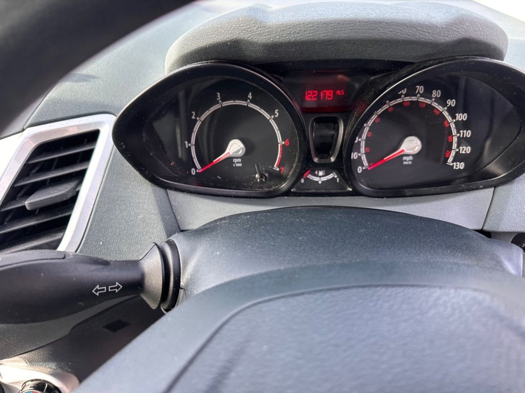 Used Ford Fiesta 2011 for sale - 77991271: Photo 12