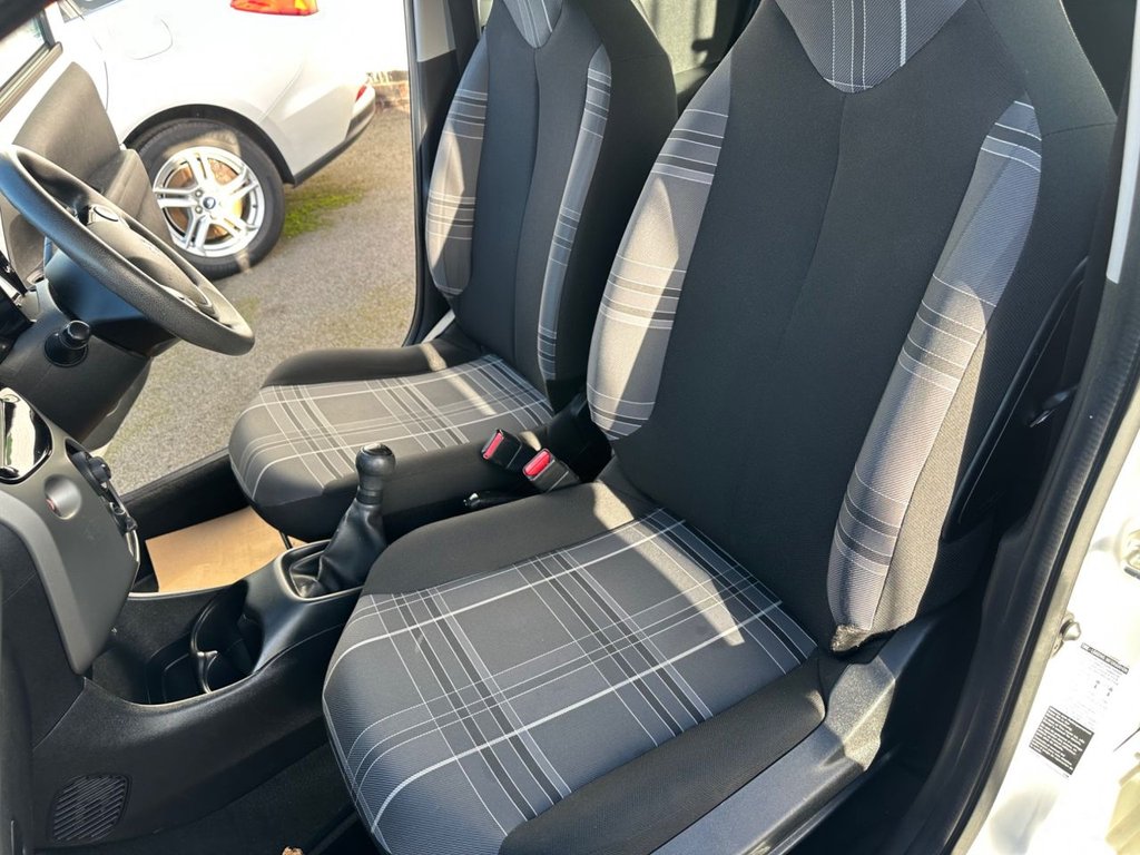 Used Peugeot 108 2017 for sale - 76406549: Photo 11