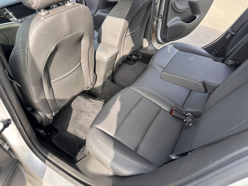 Used Vauxhall Astra 2019 for sale - 77920304: Photo 18