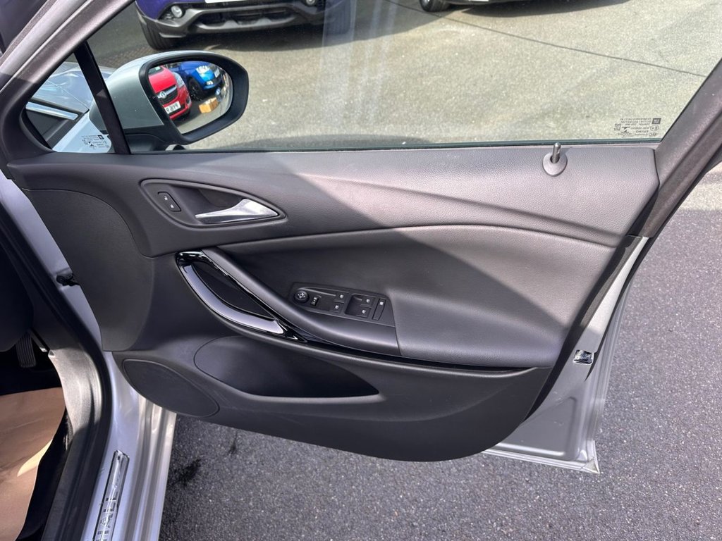Used Vauxhall Astra 2019 for sale - 77920304: Photo 24