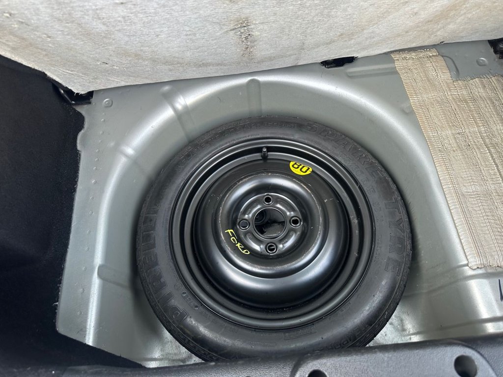 Used Ford Fiesta 2012 for sale - 76406761: Photo 21