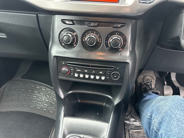 Used Citroen C3 2014 for sale - 76286103: Photo 27