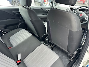 Used Fiat Punto 2017 for sale - 78793090: Photo