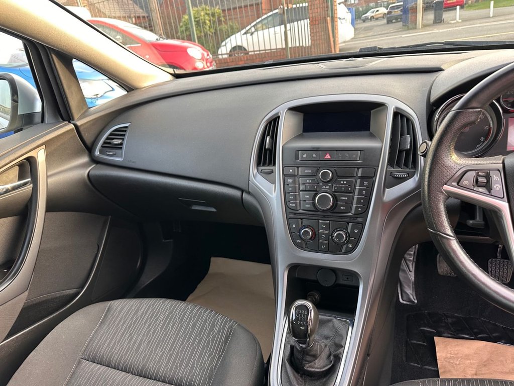 Used Vauxhall Astra 2015 for sale - 77920482: Photo 15